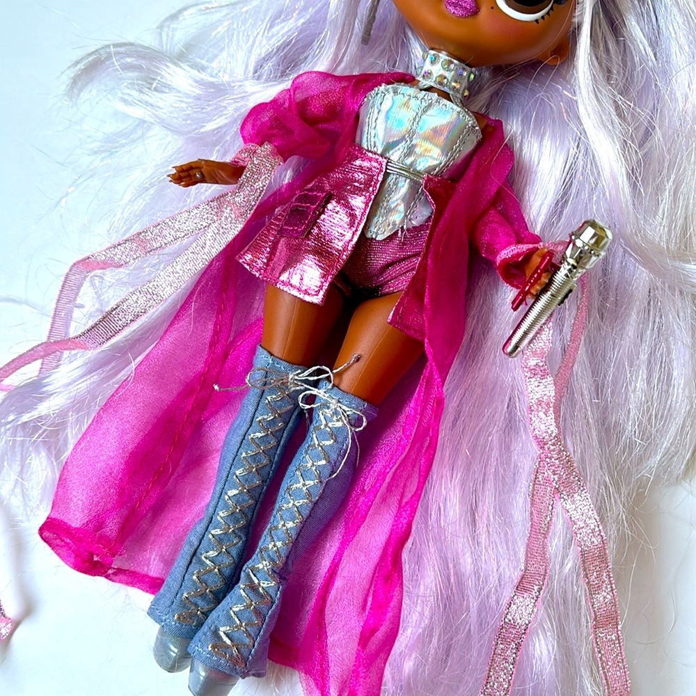 O.M.G. Kitty K Fashion Doll Collectible Toy L.O.L. Surprise! - Picture 9 of 16